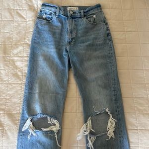 Abercrombie & Fitch The ‘90s Straight Ultra High Rise